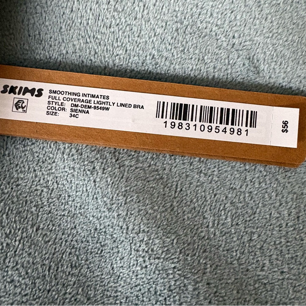 SKIMS Full Coverage Sienna Bra - Picture 5 of 5